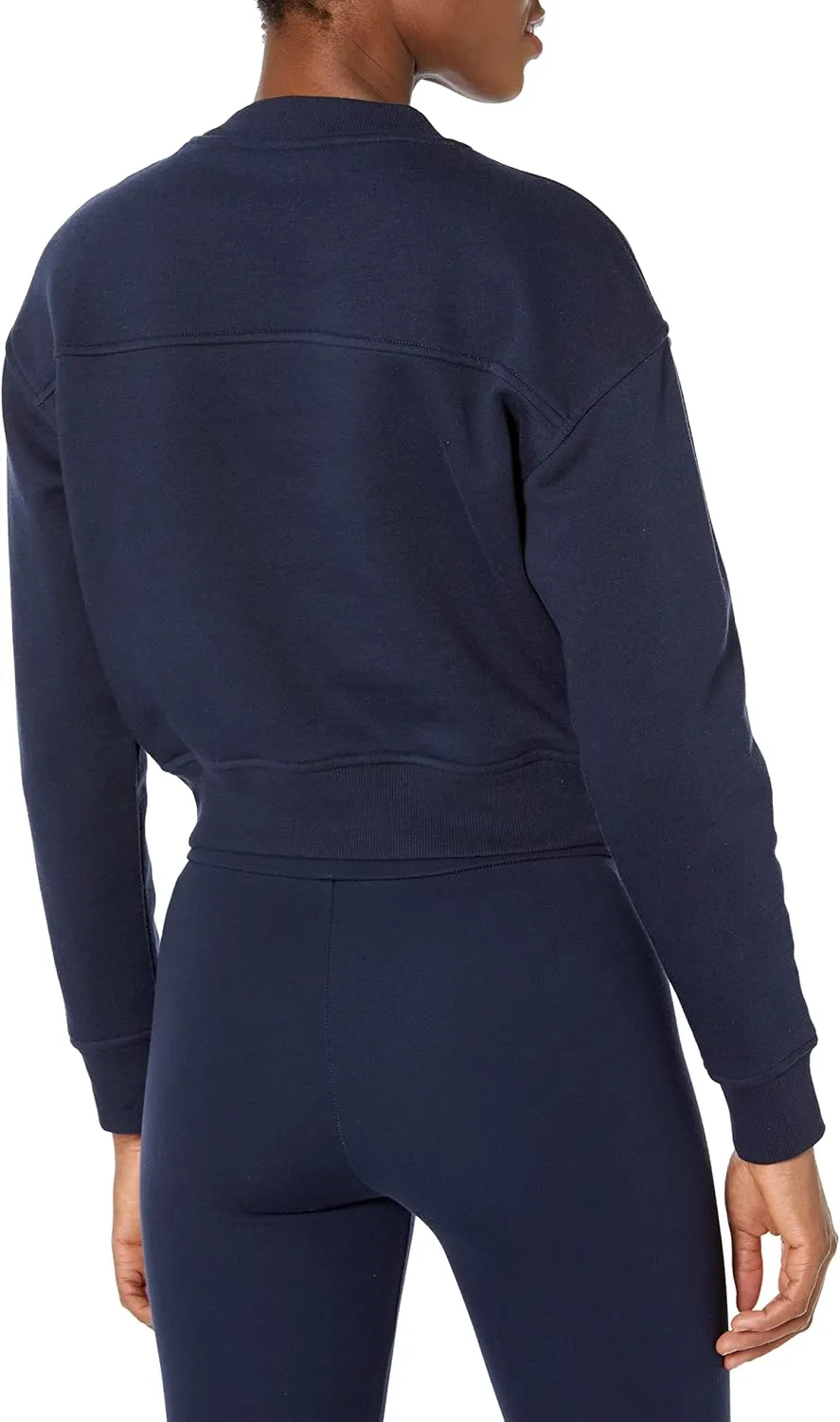 Amazon Essentials Women's Cropped Drop Shoulder Sweatshirt (Available in Plus Size)