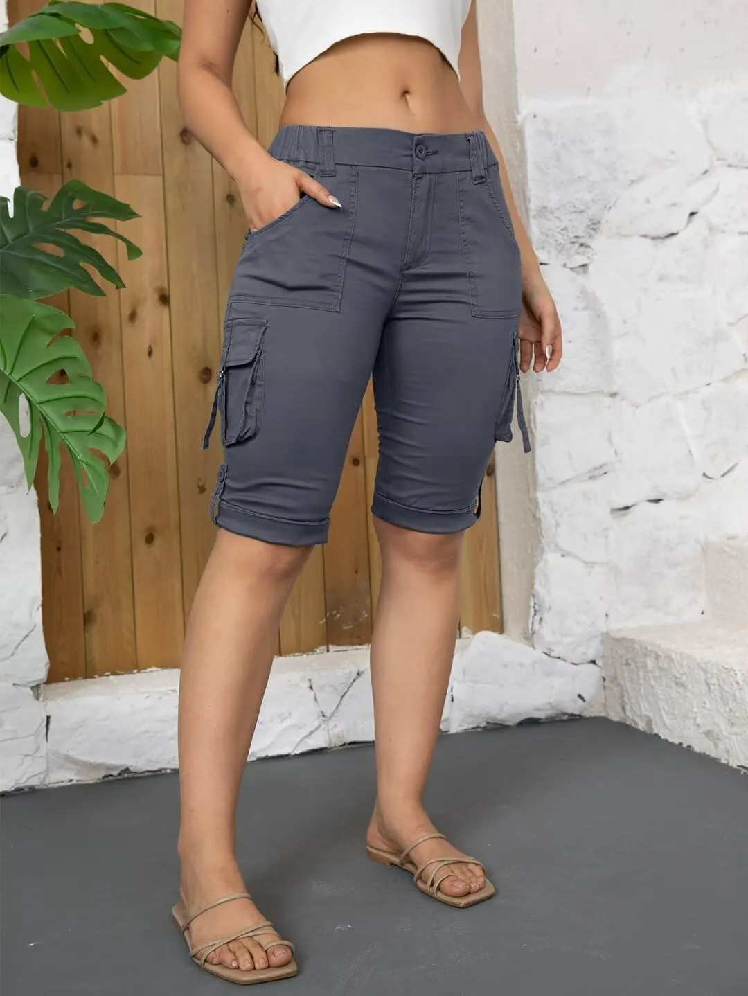 Flamingals Hiking Shorts for Women Flap Pocket Design Bermuda Cargo Shorts 2025 Trendy