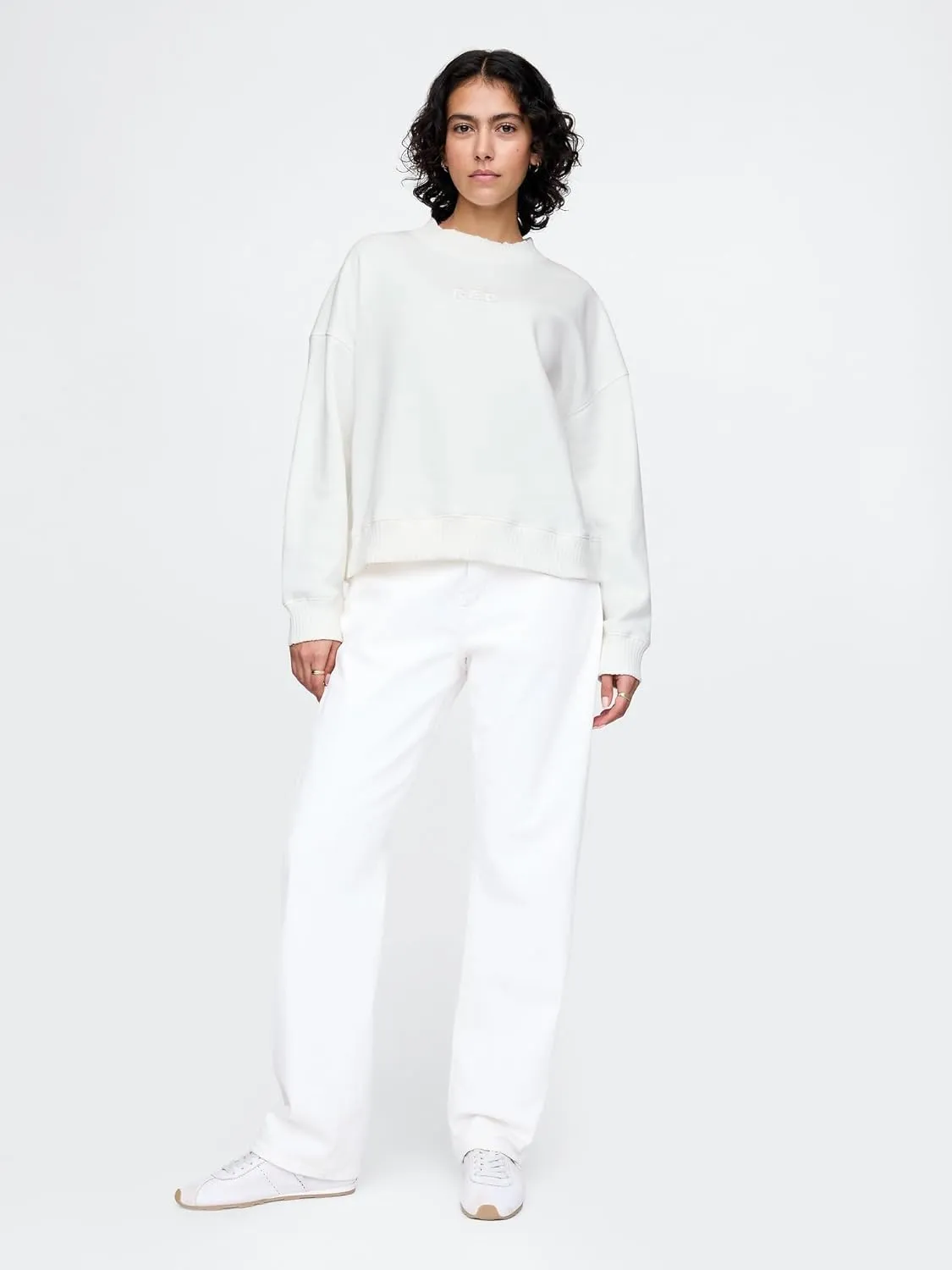 GAP Women's Logo Mockneck Sweatshirt