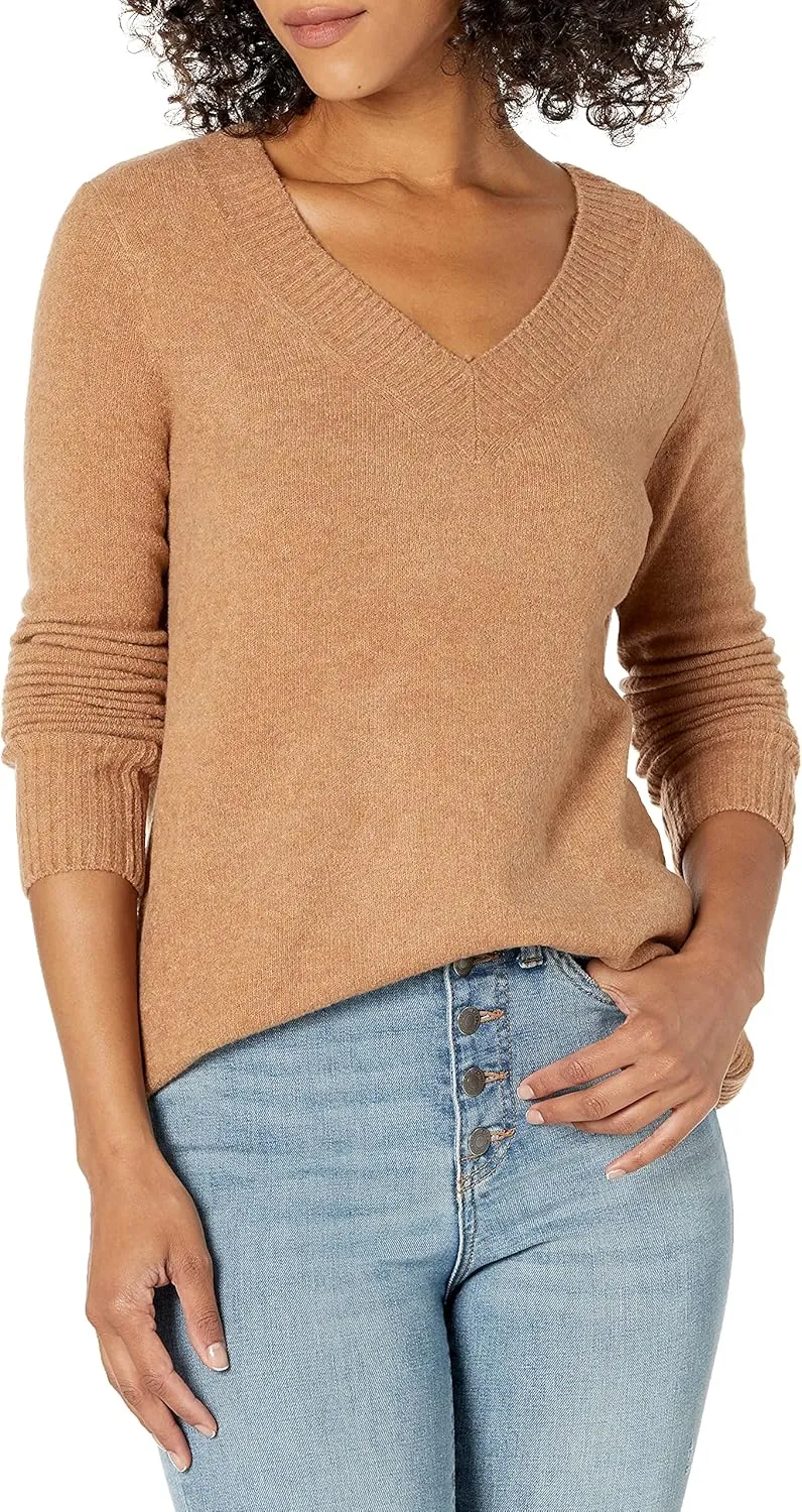 Goodthreads Women's Relaxed-Fit Mid-Gauge Stretch V-Neck Sweater