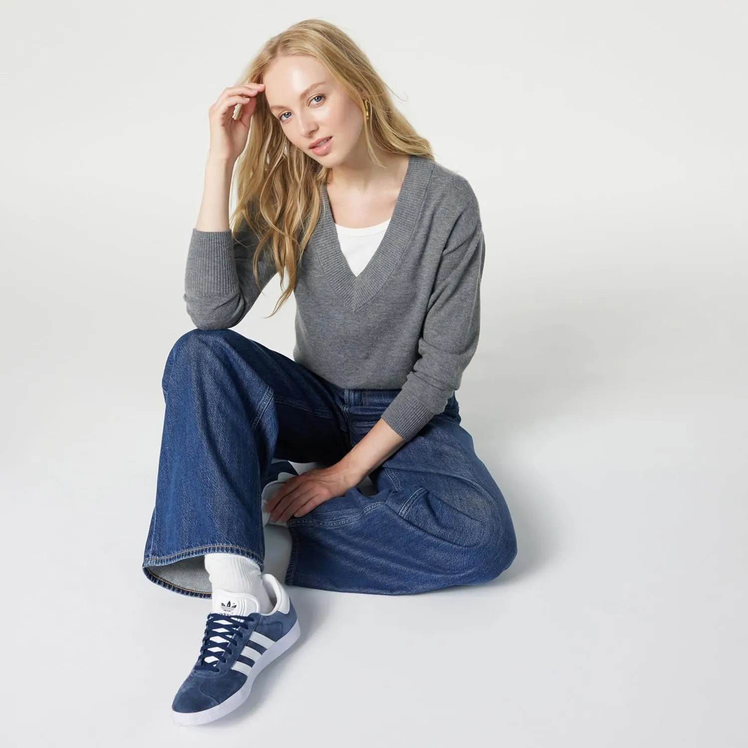 The Drop Women's Maye Essential V-Neck Sweater